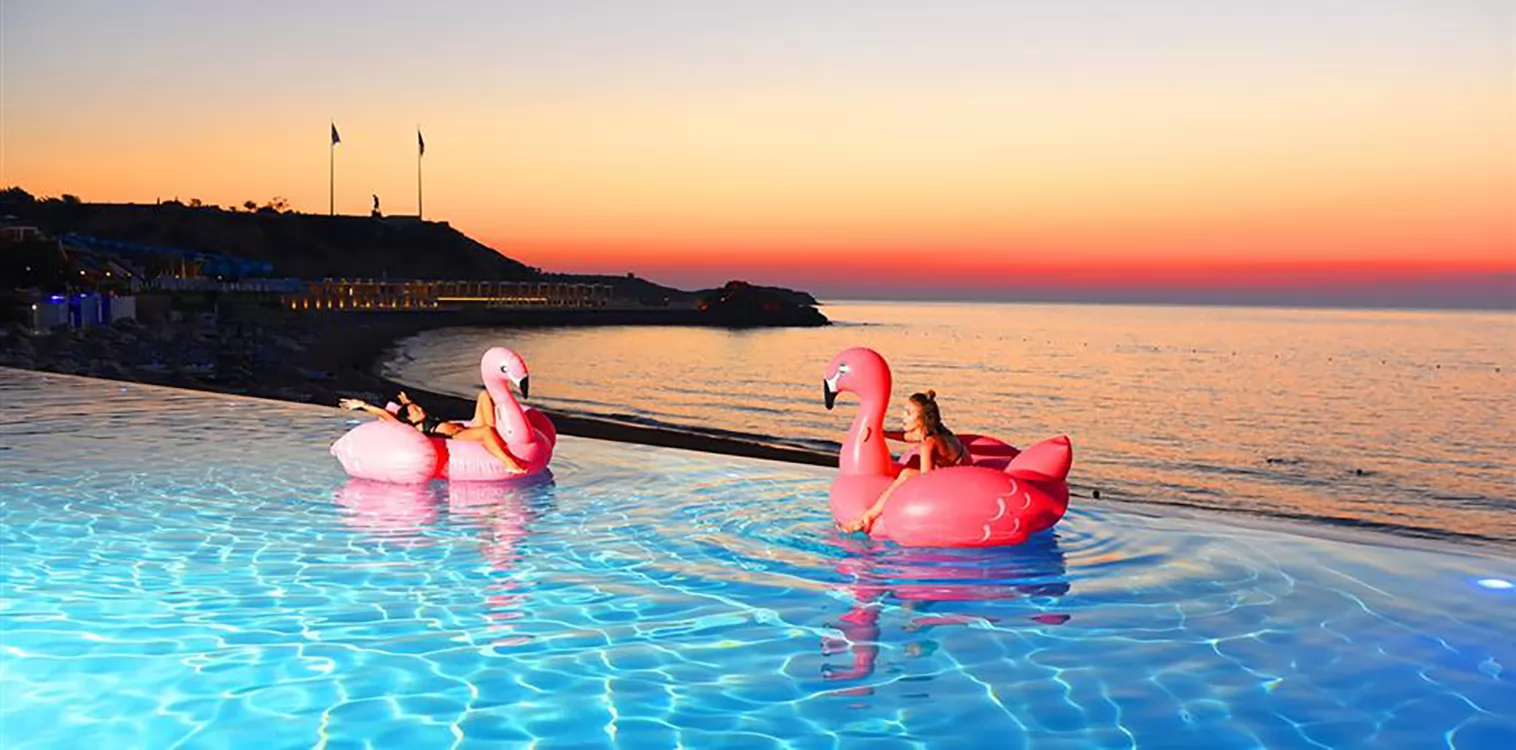 Acapulco Resort Convention Spa Hotel