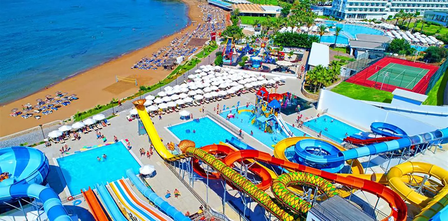 Acapulco Resort Convention Spa Hotel